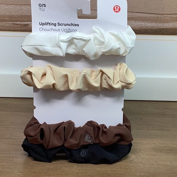 Lululemon Uplifting Scrunchies Set of 4 - Picture 1 of 6